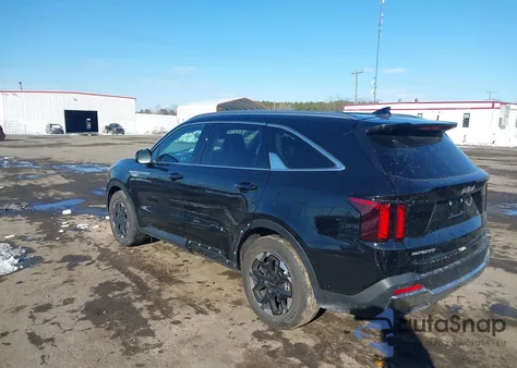 2024 Kia Sorento S z USA, uszkodzony, nr VIN 5XYRL4JCXRG281004